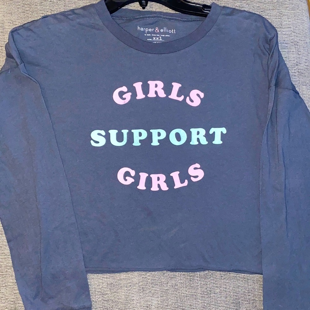 Women empowerment cropped tee